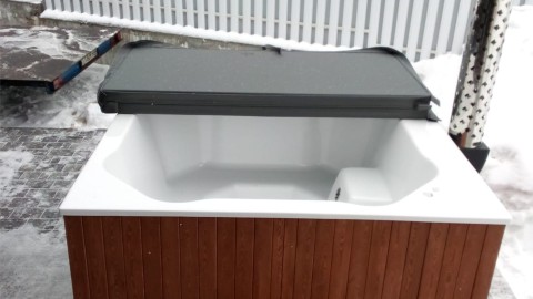 Купель с интегрированным подогревом, 200×200 см Купель с интегрированным подогревом, 200×200 см